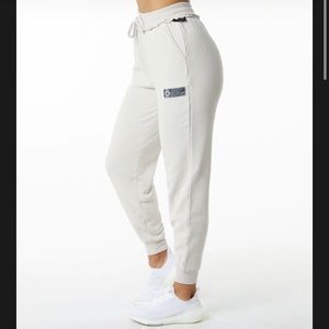 NWT! Alphalete Very Terry Jogger